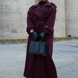 Cappotto di lana bordeaux con cintura