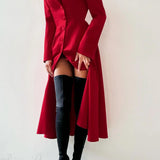 Abito lungo elegante con blazer solido e spalle strutturate