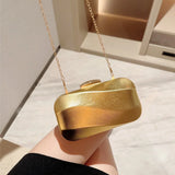 Borsa a mano da sera con scatola quadrata testurizzata