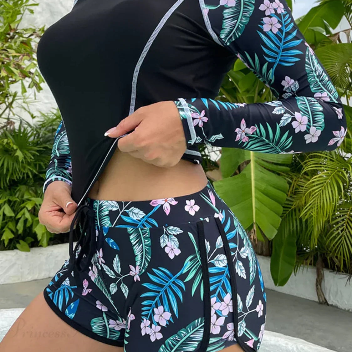 Set Rashguard con stampa tropicale in due pezzi