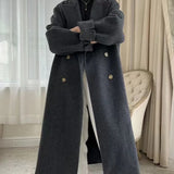 Cappotto in lana e cashmere con collo rovesciato