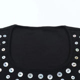 Mini abito aderente con scollo a U e maniche lunghe