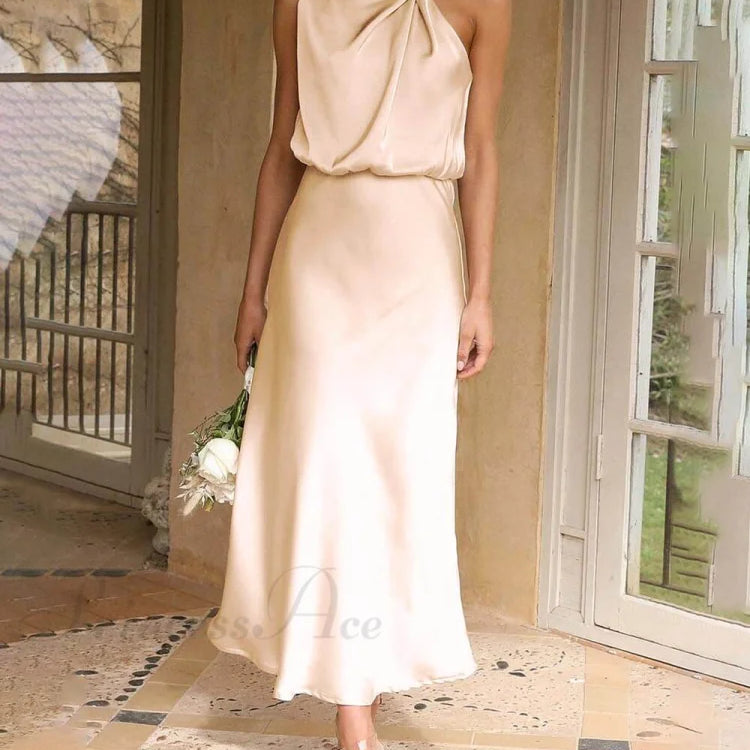 Abiti da damigella d'onore unici, senza maniche, con scollo alto e charme