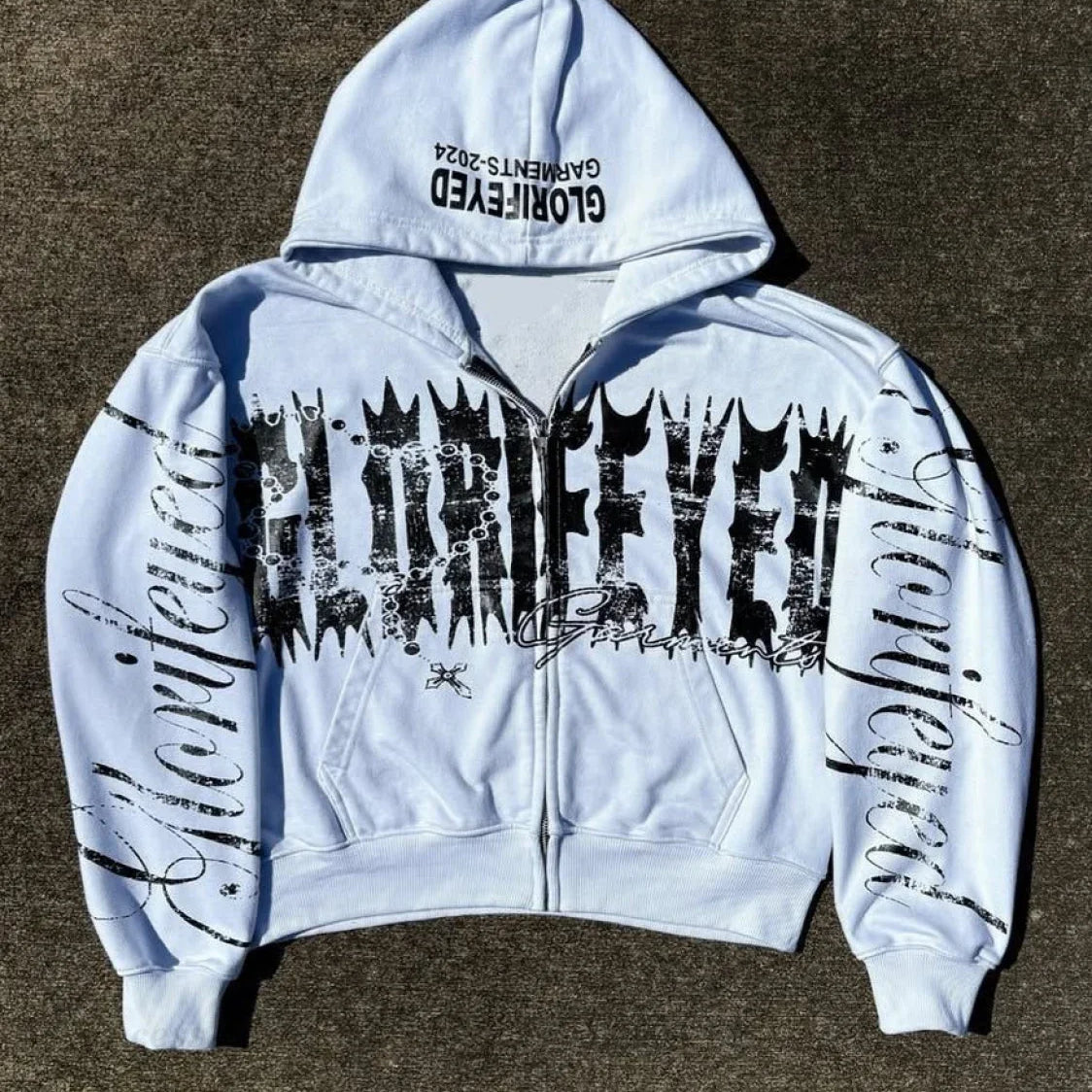 Felpa con cappuccio e zip retrò con stampa di lettere unica