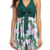 Completo due pezzi tankini con scollo a V e stampa all'americana