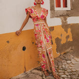 Completo due pezzi con gonna e stampa retrò con scollo a V