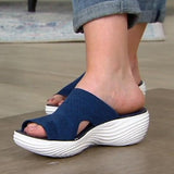 Sandali slip-on da donna – Maglia morbida – Suola con plateau – Punta aperta