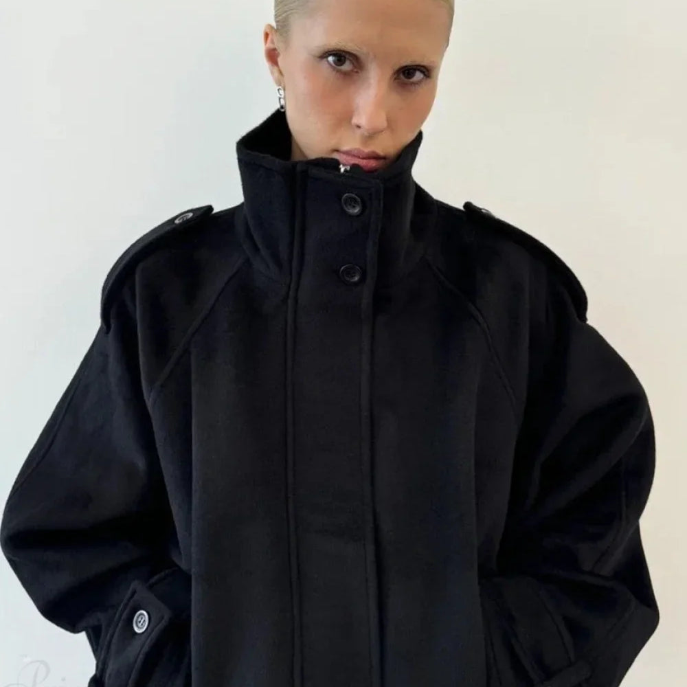 Cappotto corto in lana con bottoni e collo alto vintage