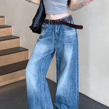 Jeans lavati, larghi e dritti, a vita alta