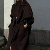 Cappotto da donna in lana con collo a sciarpa e cintura