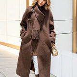 Soprabito di lana con un bottone e maniche lunghe